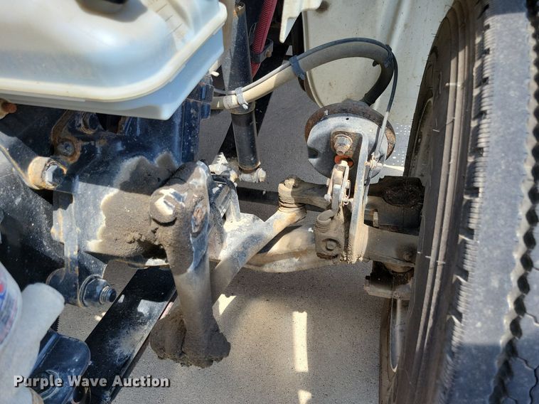 image for item JO9233 2018 Freightliner Business Class M2  flatbed truck