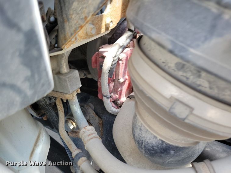 image for item JO9233 2018 Freightliner Business Class M2  flatbed truck