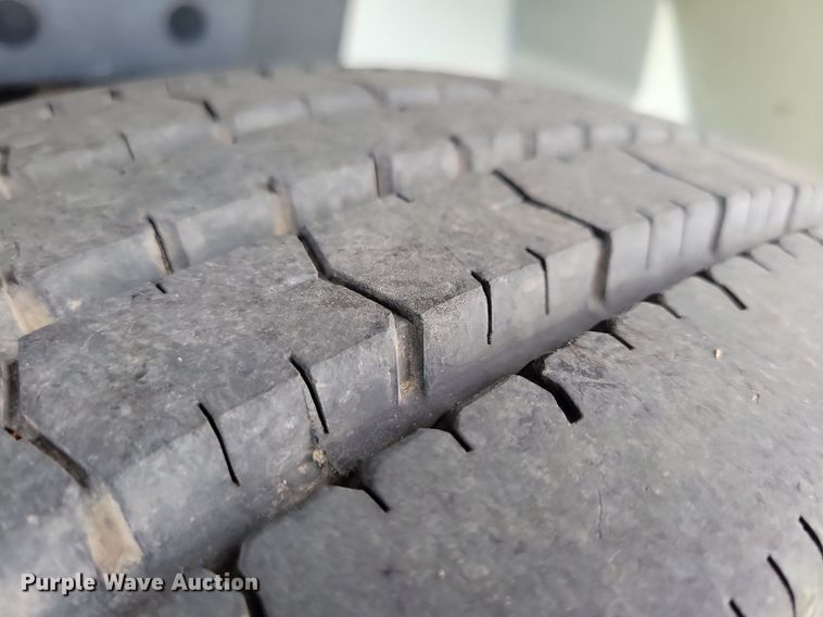 image for item JO9251 1990 International 4900  crane truck