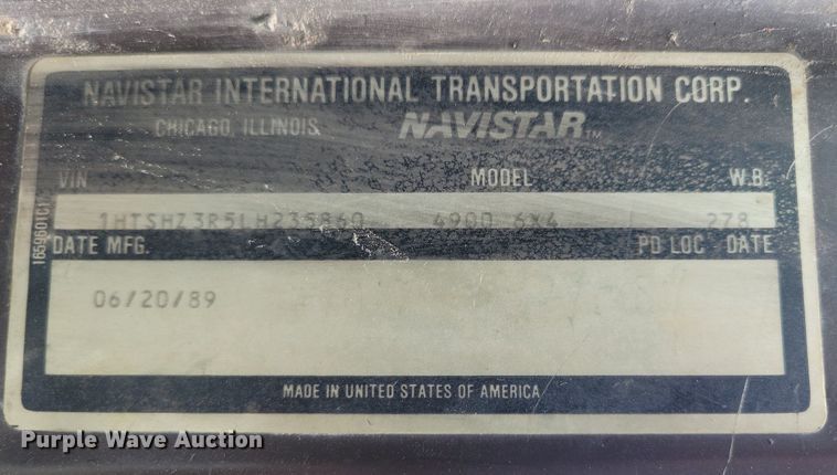 image for item JO9251 1990 International 4900  crane truck