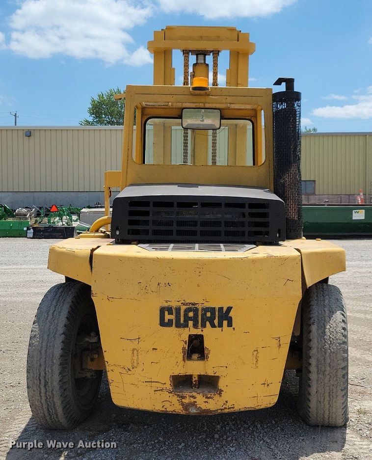 image for item JO9253 Clark C500 YS200  forklift