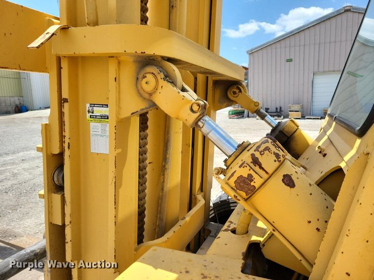 image for item JO9253 Clark C500 YS200  forklift