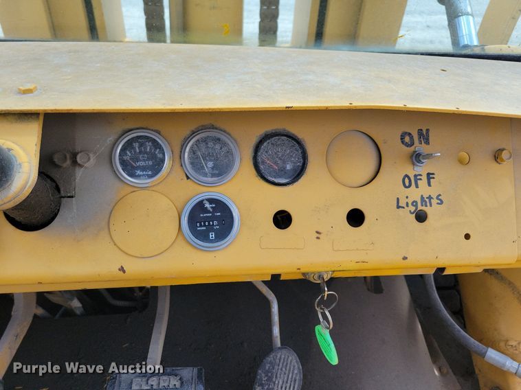 image for item JO9253 Clark C500 YS200  forklift