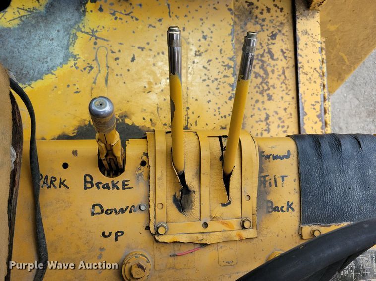 image for item JO9253 Clark C500 YS200  forklift