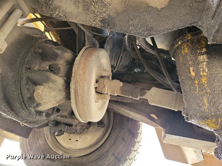 image for item JO9253 Clark C500 YS200  forklift