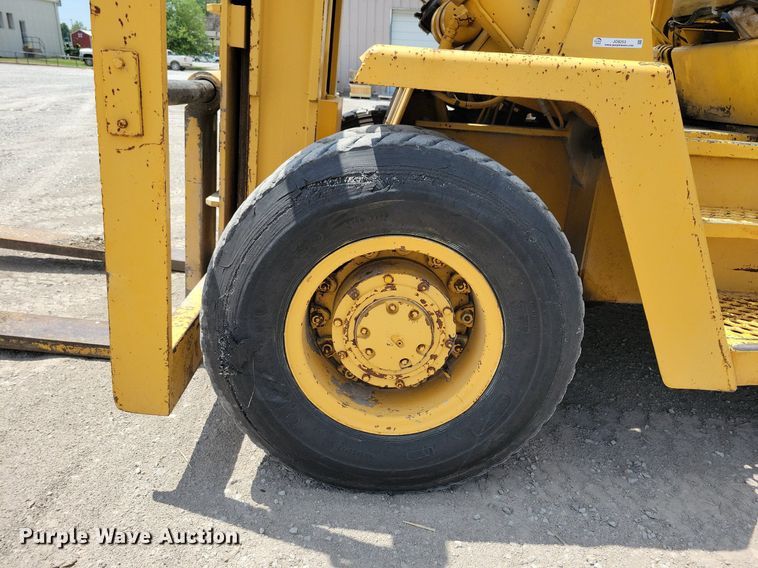 image for item JO9253 Clark C500 YS200  forklift