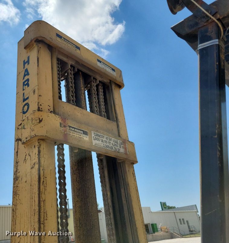 image for item JO9254 Massey-Ferguson Harlo H6000  forklift