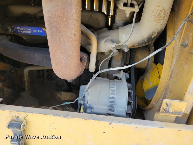 image for item JO9254 Massey-Ferguson Harlo H6000  forklift