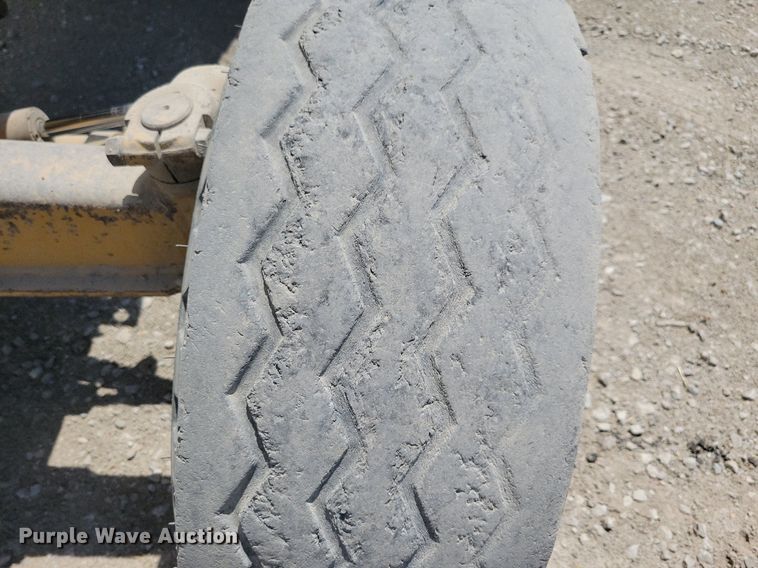 image for item JO9254 Massey-Ferguson Harlo H6000  forklift