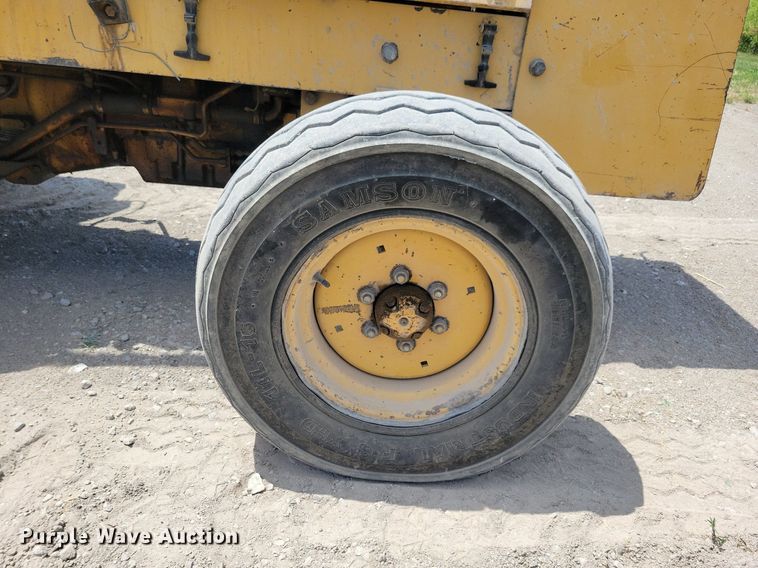 image for item JO9254 Massey-Ferguson Harlo H6000  forklift