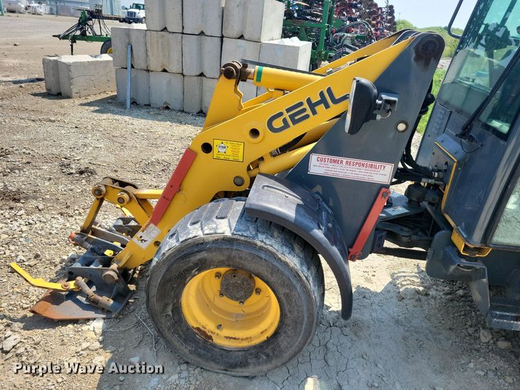 image for item JO9256 2014 Gehl AL540  wheel loader