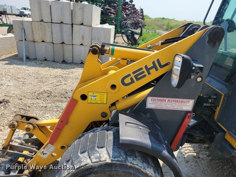 image for item JO9256 2014 Gehl AL540  wheel loader