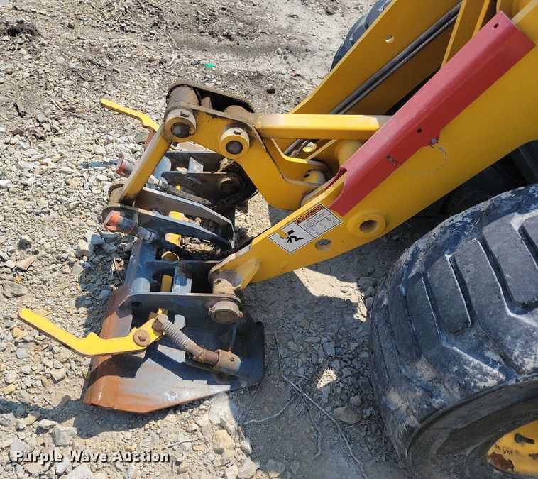 image for item JO9256 2014 Gehl AL540  wheel loader