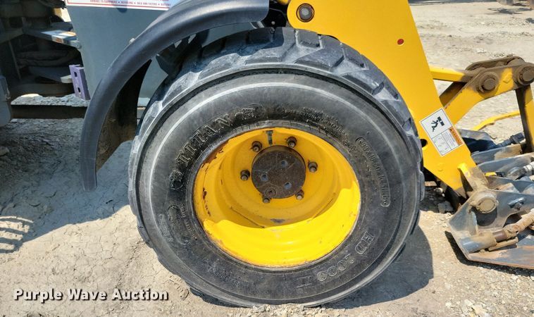 image for item JO9256 2014 Gehl AL540  wheel loader