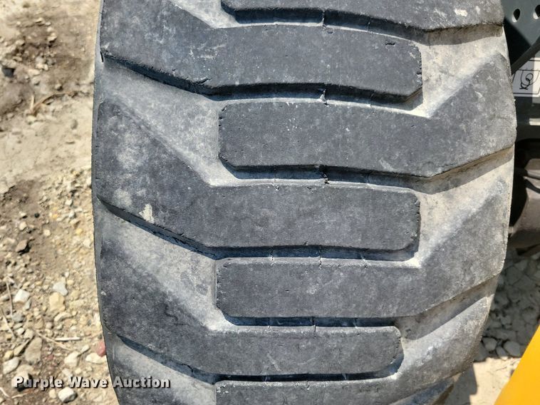 image for item JO9256 2014 Gehl AL540  wheel loader