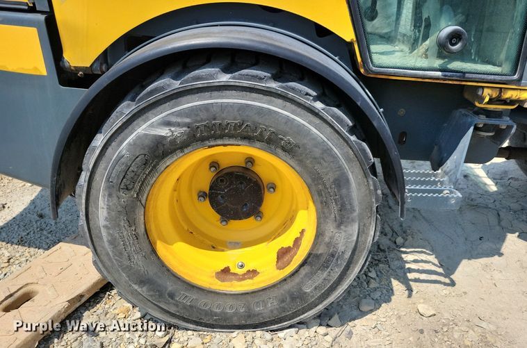 image for item JO9256 2014 Gehl AL540  wheel loader