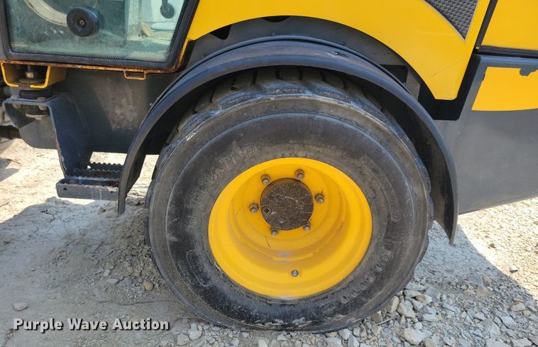 image for item JO9256 2014 Gehl AL540  wheel loader