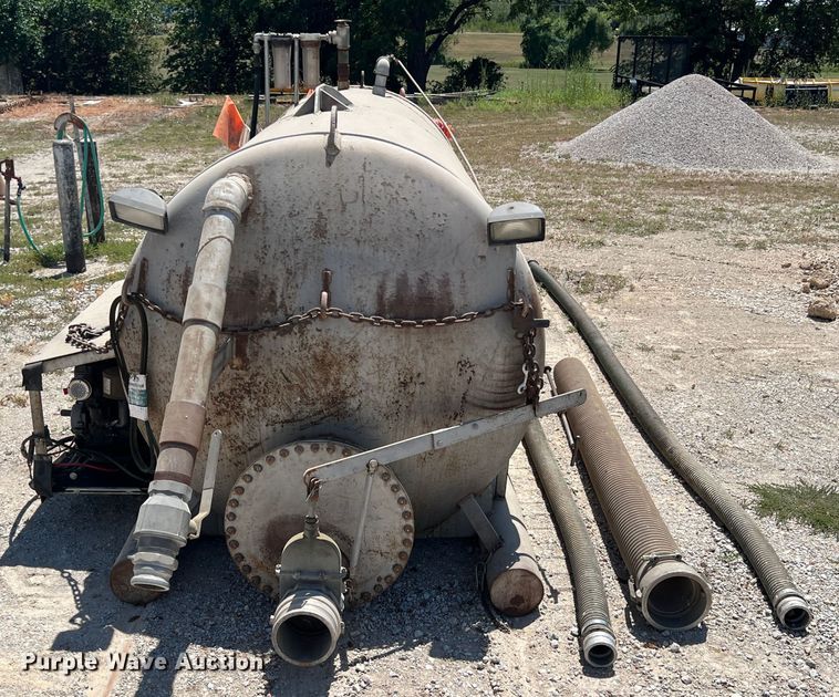 image for item JX9443 Septic cleaning equipment