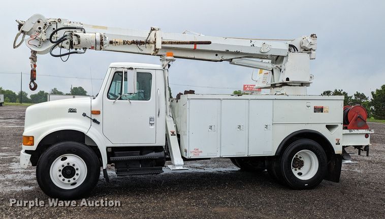 image for item KB9429 1998 International 4700  digger derrick truck