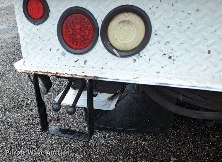 image for item KB9429 1998 International 4700  digger derrick truck