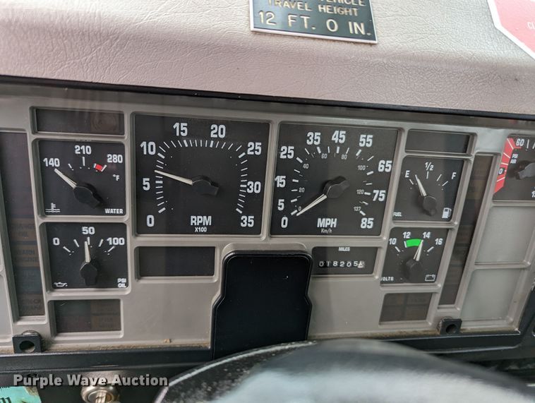 image for item KB9429 1998 International 4700  digger derrick truck