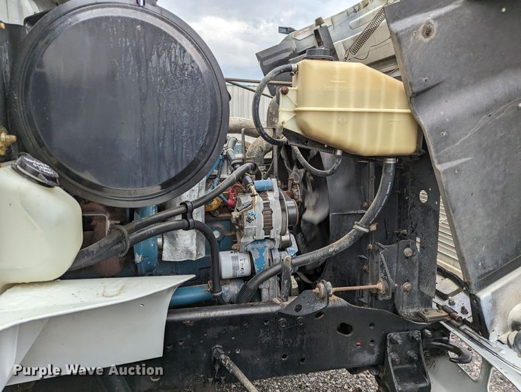 image for item KB9429 1998 International 4700  digger derrick truck