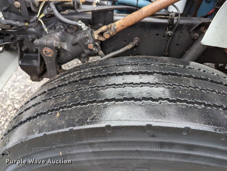 image for item KB9429 1998 International 4700  digger derrick truck