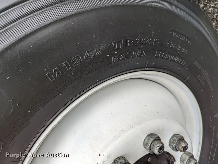 image for item KB9429 1998 International 4700  digger derrick truck