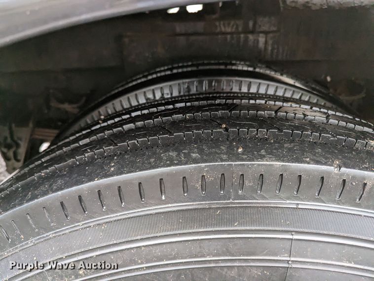 image for item KB9429 1998 International 4700  digger derrick truck