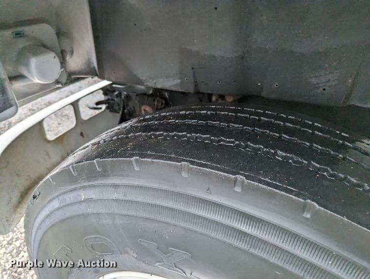 image for item KB9429 1998 International 4700  digger derrick truck