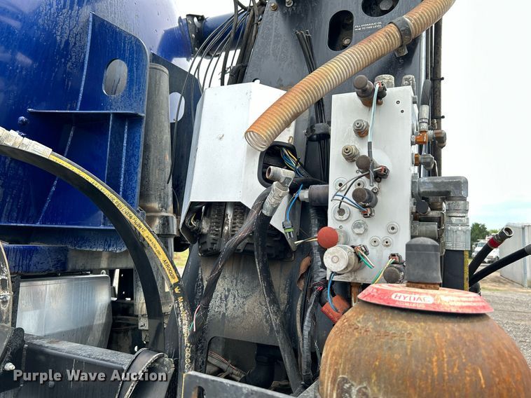 image for item KW9212 2012 Freightliner 114SD  sewer jetter truck