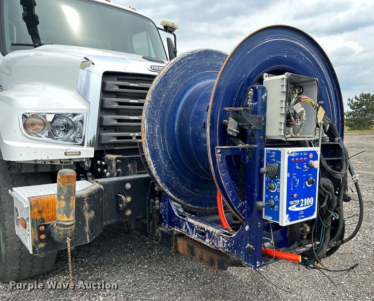 image for item KW9212 2012 Freightliner 114SD  sewer jetter truck
