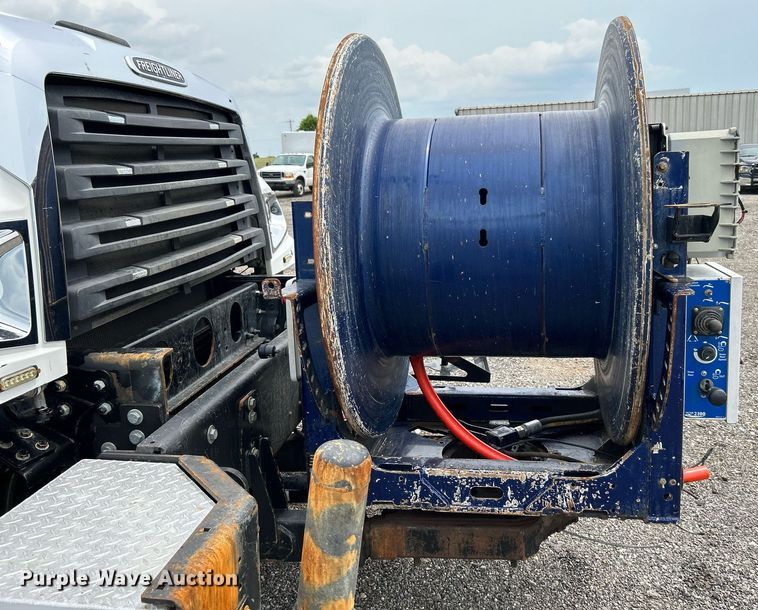 image for item KW9212 2012 Freightliner 114SD  sewer jetter truck