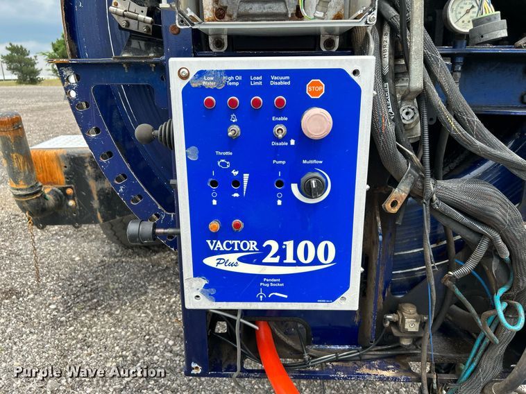 image for item KW9212 2012 Freightliner 114SD  sewer jetter truck