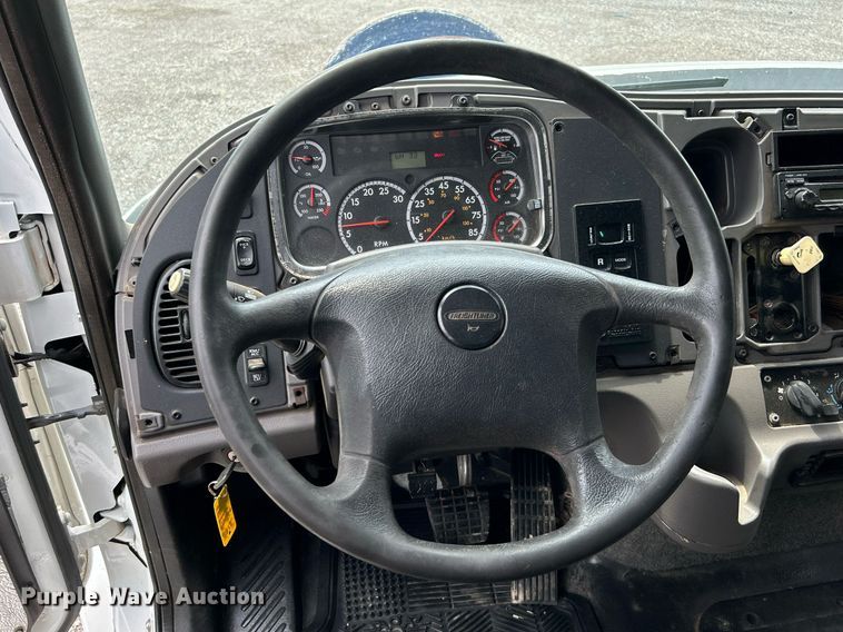 image for item KW9212 2012 Freightliner 114SD  sewer jetter truck