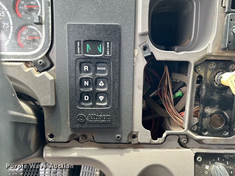 image for item KW9212 2012 Freightliner 114SD  sewer jetter truck