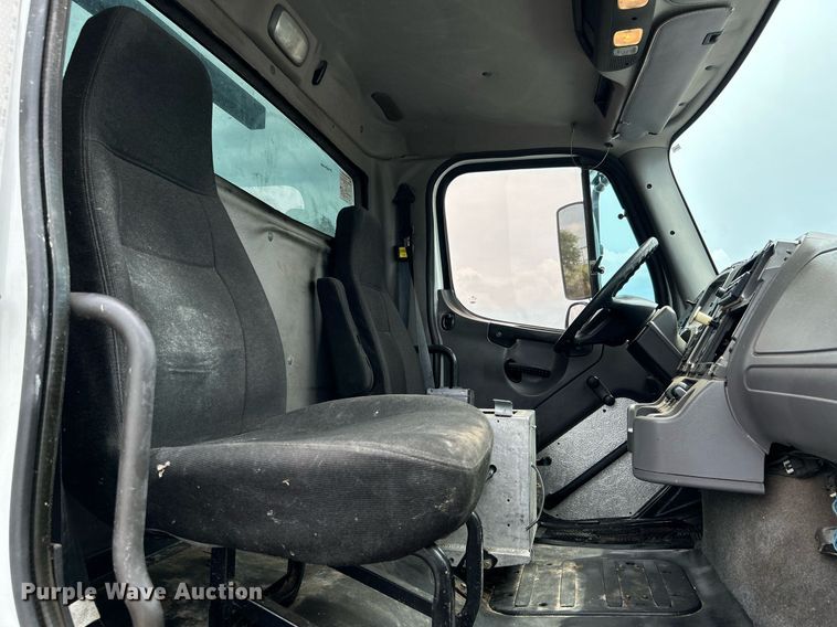 image for item KW9212 2012 Freightliner 114SD  sewer jetter truck