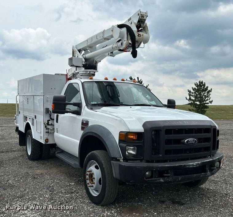 image for item KW9213 2008 Ford F550 Super Duty  bucket truck