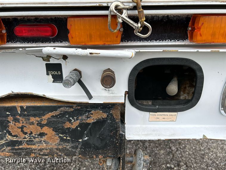 image for item KW9213 2008 Ford F550 Super Duty  bucket truck