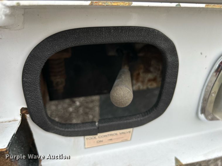 image for item KW9213 2008 Ford F550 Super Duty  bucket truck