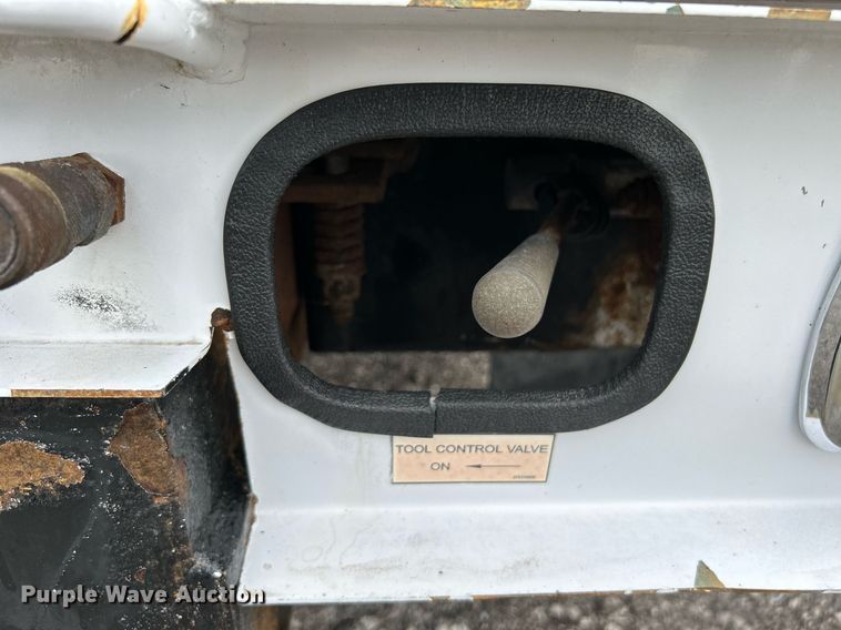 image for item KW9213 2008 Ford F550 Super Duty  bucket truck