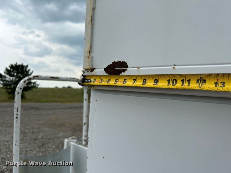 image for item KW9213 2008 Ford F550 Super Duty  bucket truck