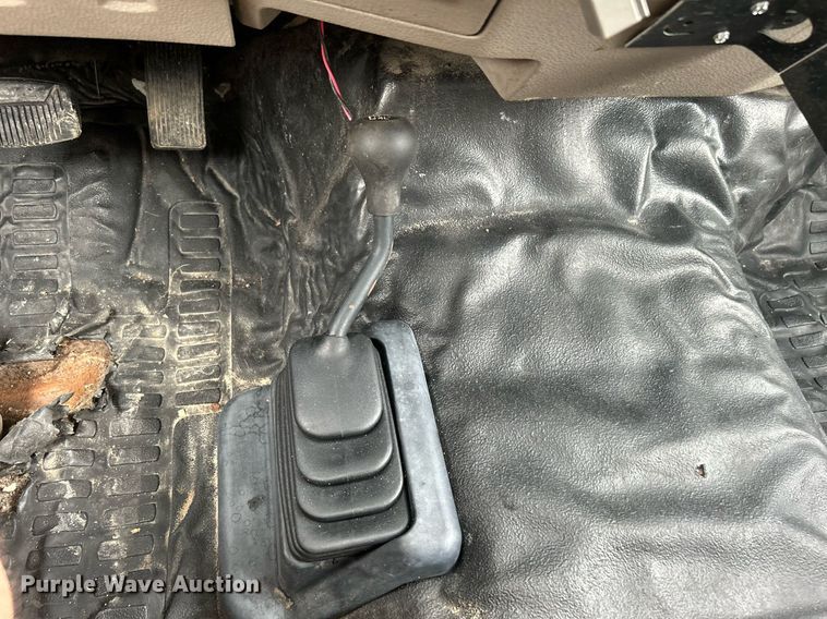 image for item KW9213 2008 Ford F550 Super Duty  bucket truck