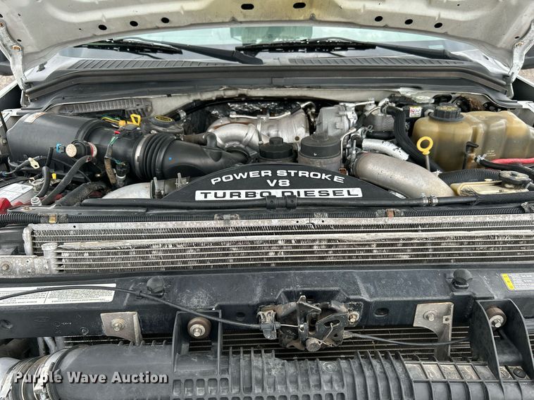 image for item KW9213 2008 Ford F550 Super Duty  bucket truck
