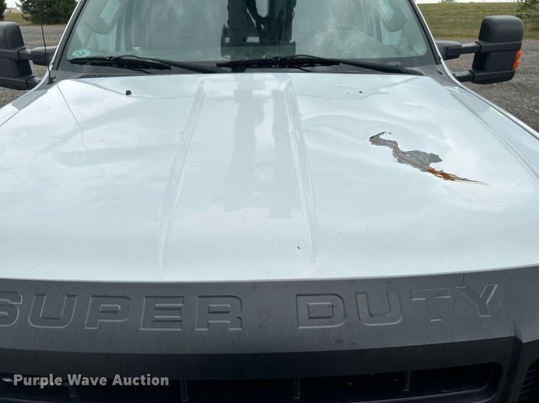 image for item KW9213 2008 Ford F550 Super Duty  bucket truck