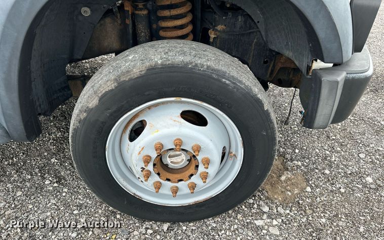 image for item KW9213 2008 Ford F550 Super Duty  bucket truck