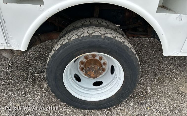 image for item KW9213 2008 Ford F550 Super Duty  bucket truck