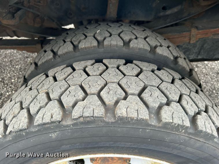 image for item KW9213 2008 Ford F550 Super Duty  bucket truck