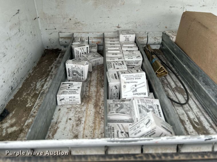 image for item KW9216 2013 Dodge Ram 5500HD  bucket truck