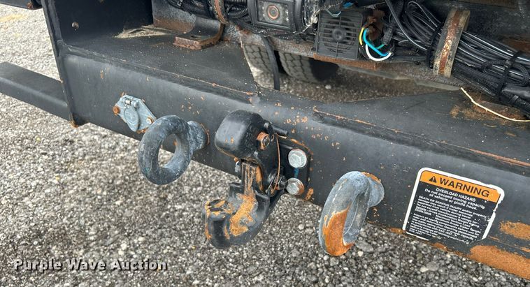 image for item KW9216 2013 Dodge Ram 5500HD  bucket truck